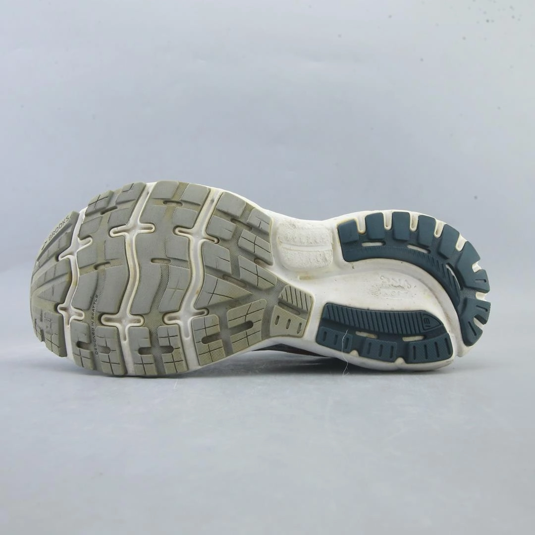 BROOKS GHOST 13 athletic Brooks shoe snapshots