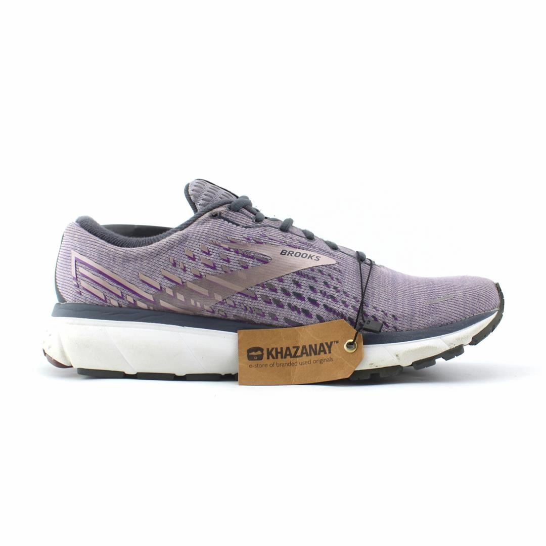 BROOKS GHOST 13 Brooks running footwear shots