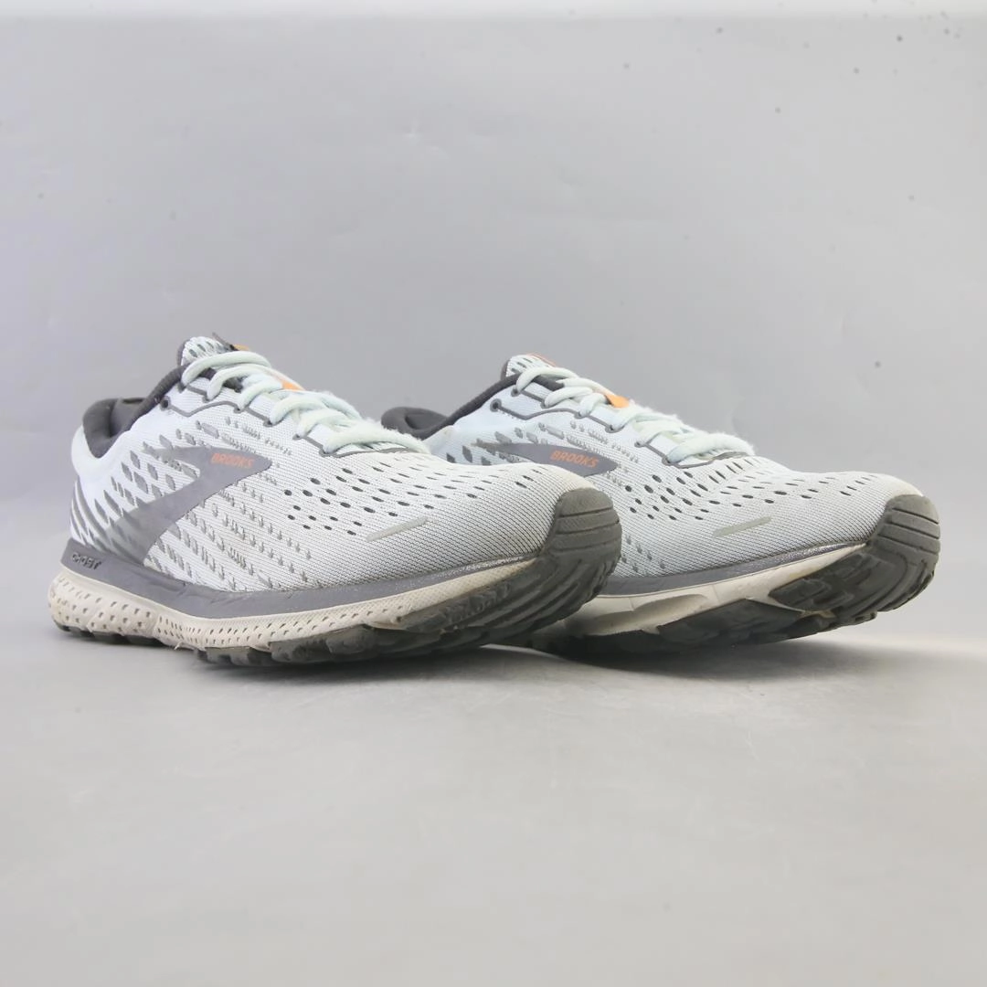 BROOKS GHOST 13 Brooks running footwear shots