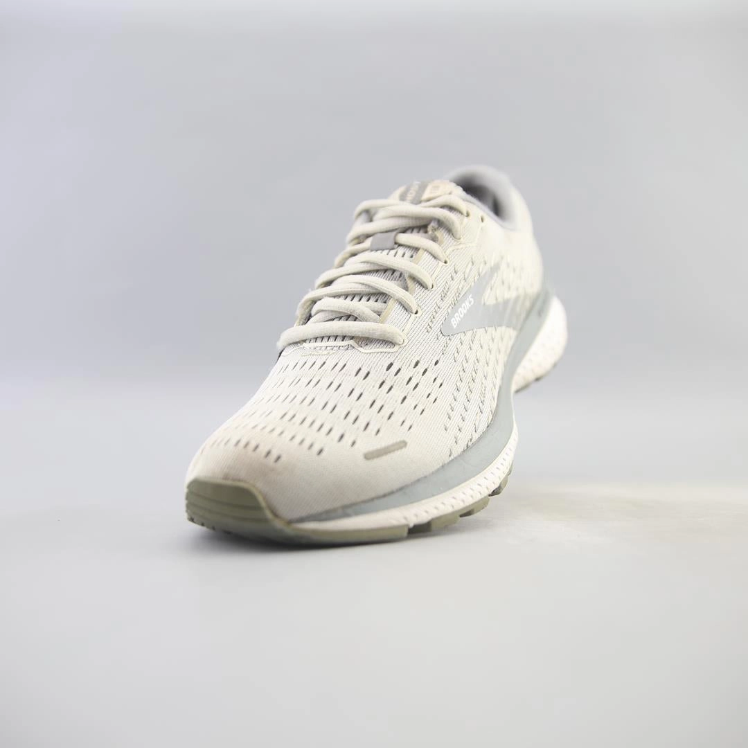 BROOKS GHOST 13 Brooks running footwear shots