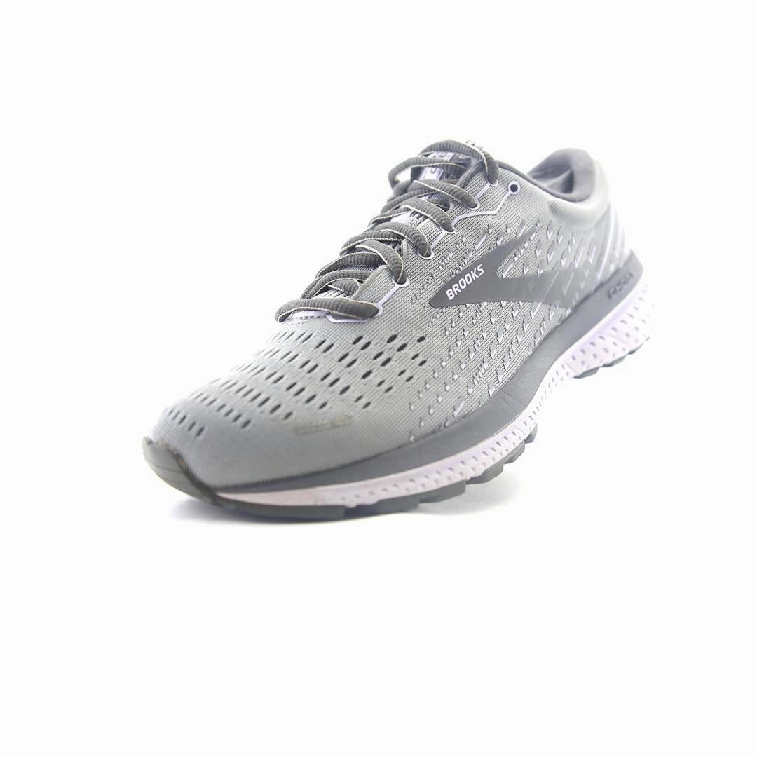 BROOKS GHOST 13 Brooks running footwear shots