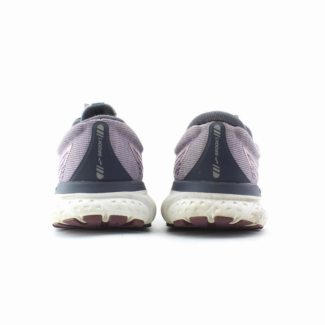 BROOKS GHOST 13 Brooks running footwear shots