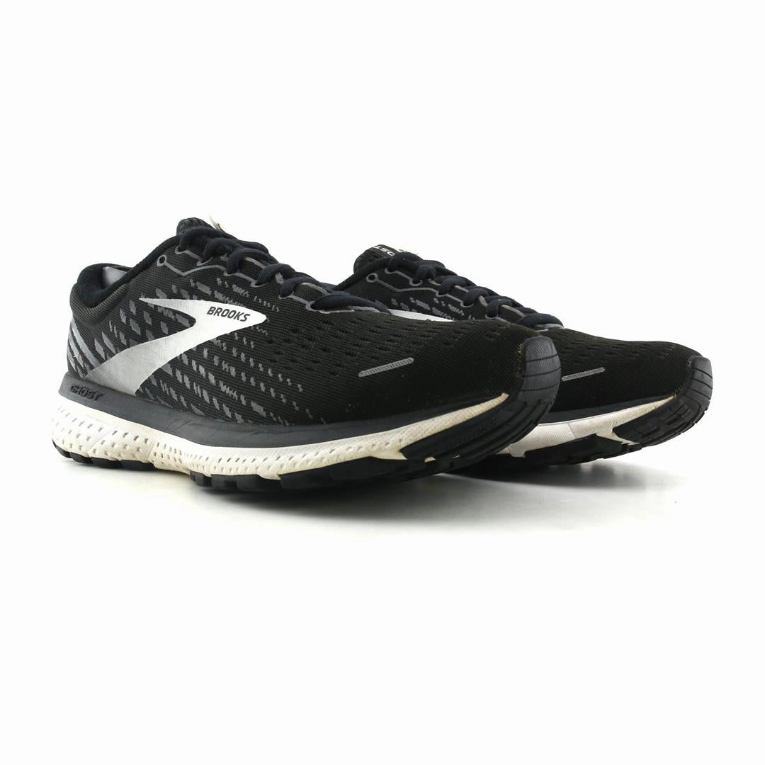 BROOKS GHOST 13 Brooks running shoe close-ups