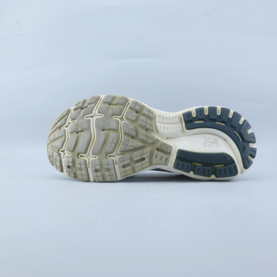 BROOKS GHOST 13 Brooks trainer design images