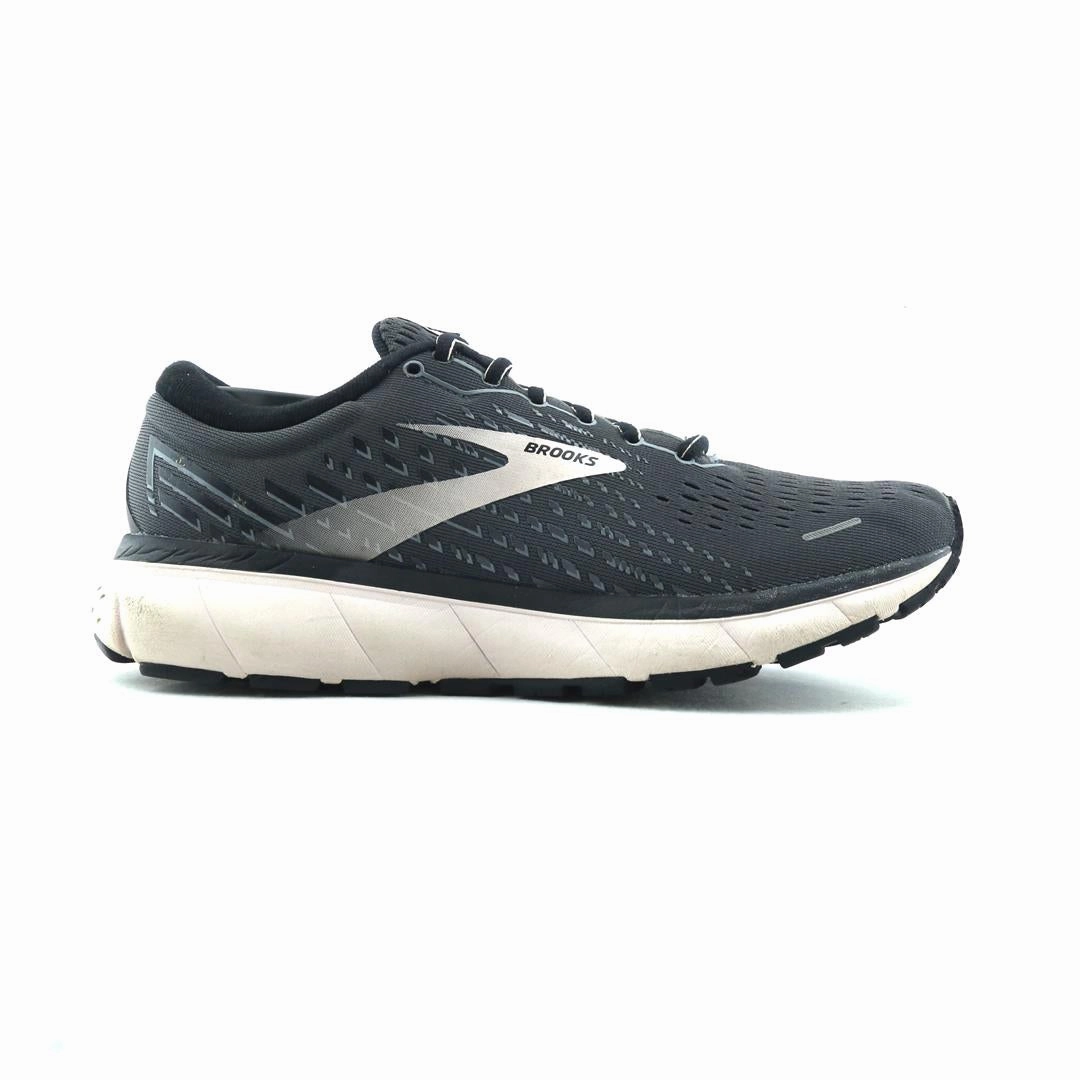 BROOKS GHOST 13 Brooks trainer design images