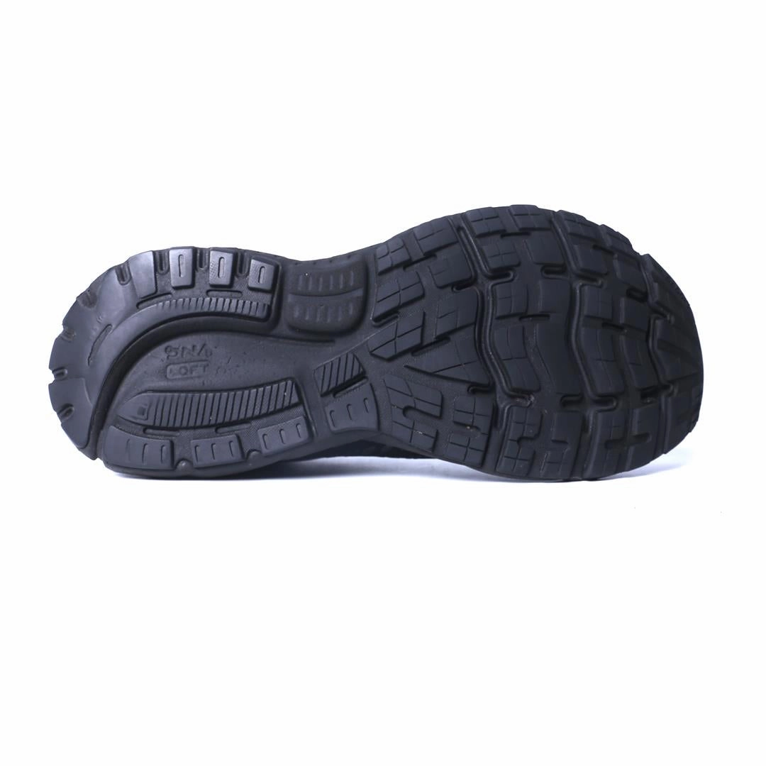 BROOKS GHOST 13 lightweight running shoe photos