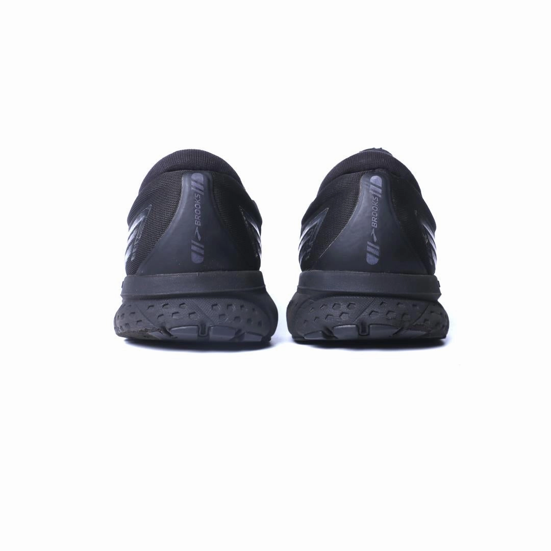 BROOKS GHOST 13 lightweight running shoe photos
