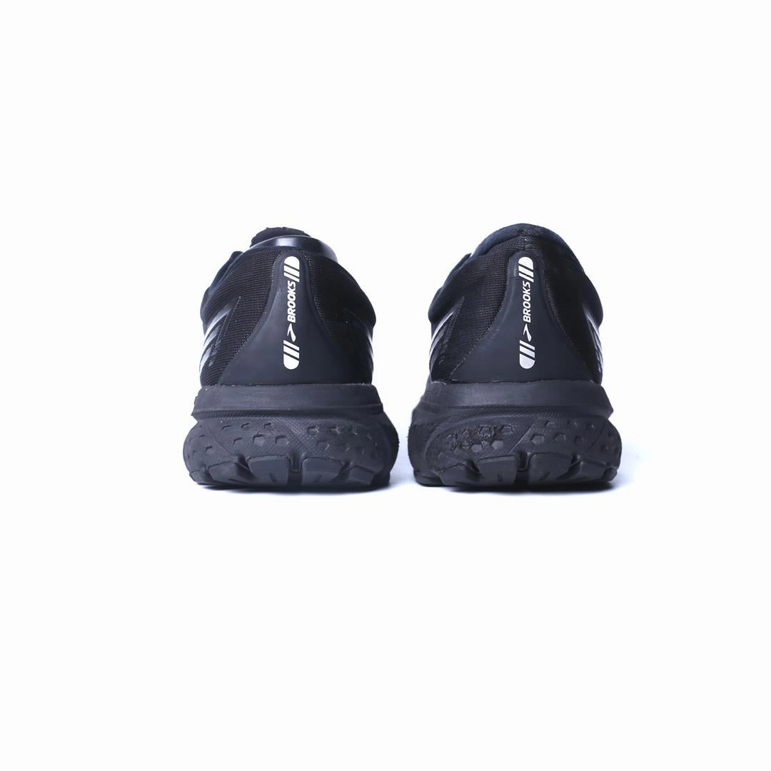 BROOKS GHOST 13 lightweight running shoe photos