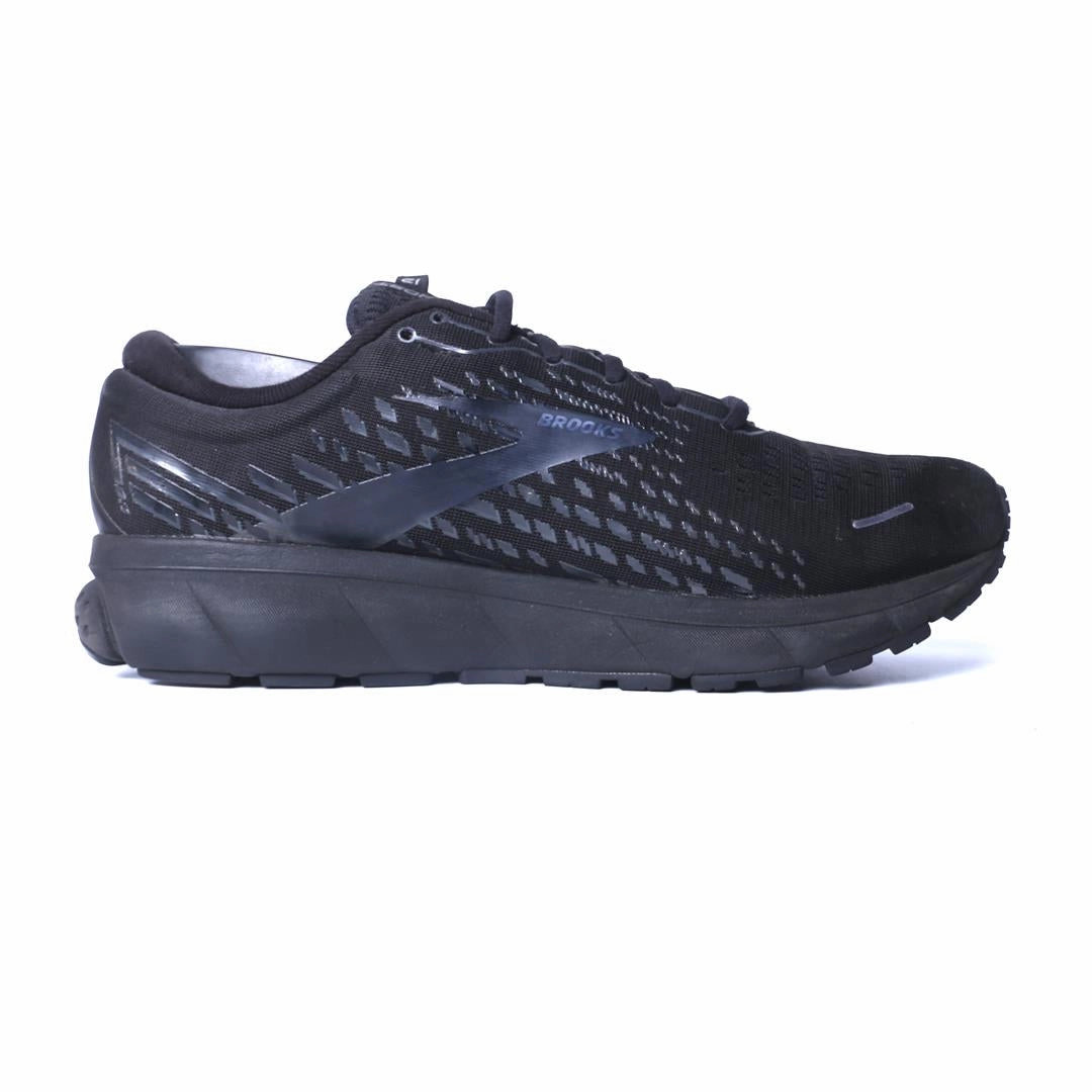 BROOKS GHOST 13 lightweight running shoe photos