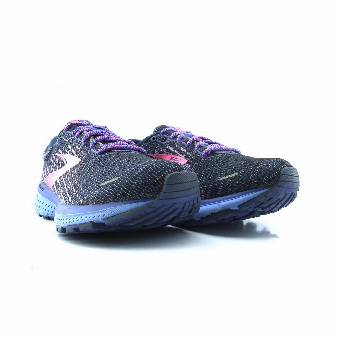 BROOKS GHOST 13 performance running shoe visuals
