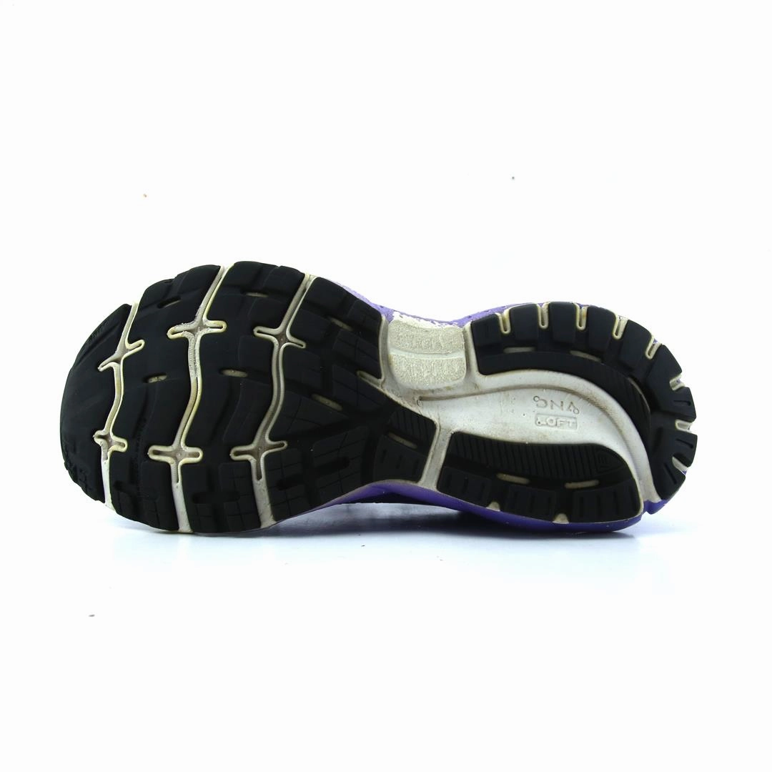 BROOKS GHOST 13 performance running shoe visuals