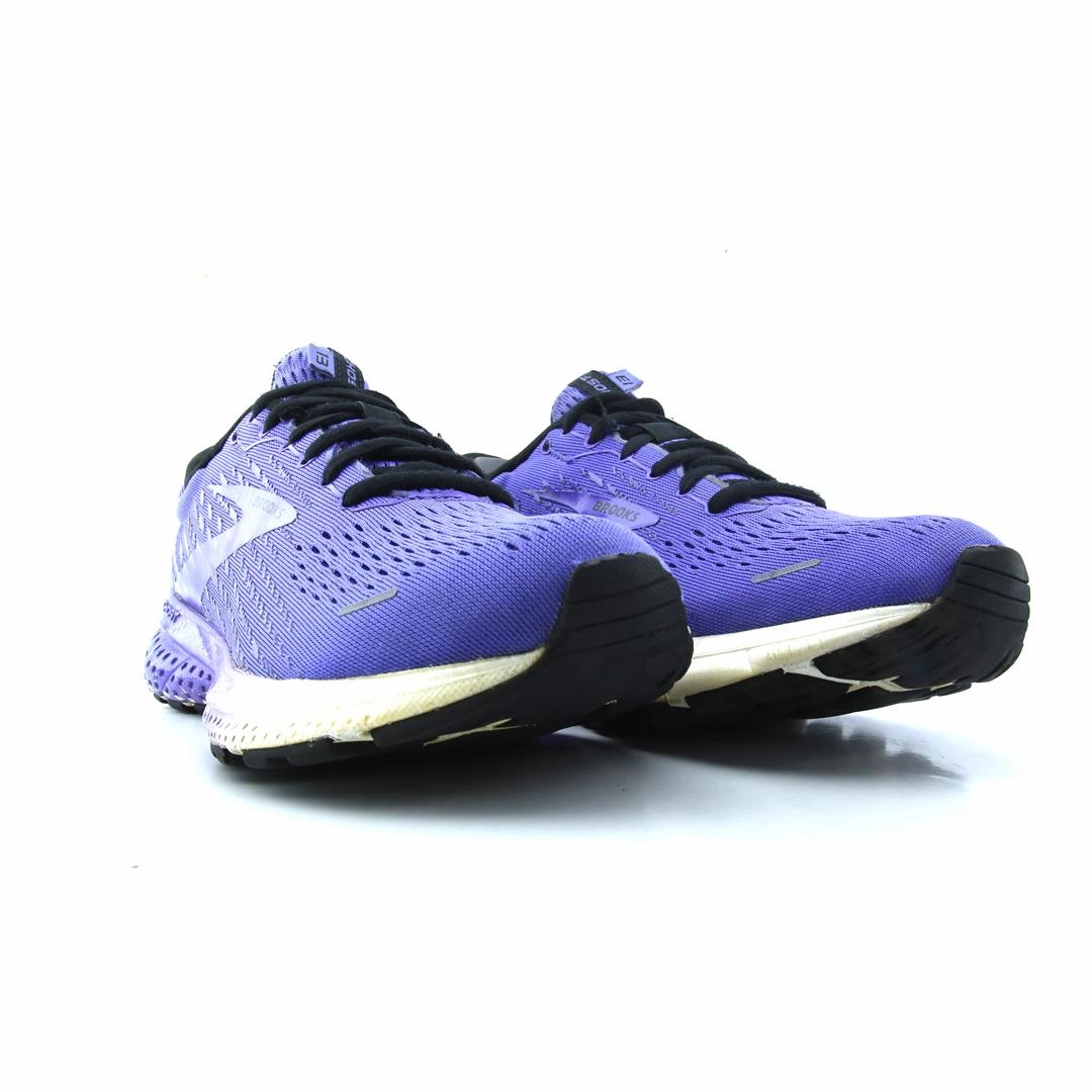 BROOKS GHOST 13 performance running shoe visuals