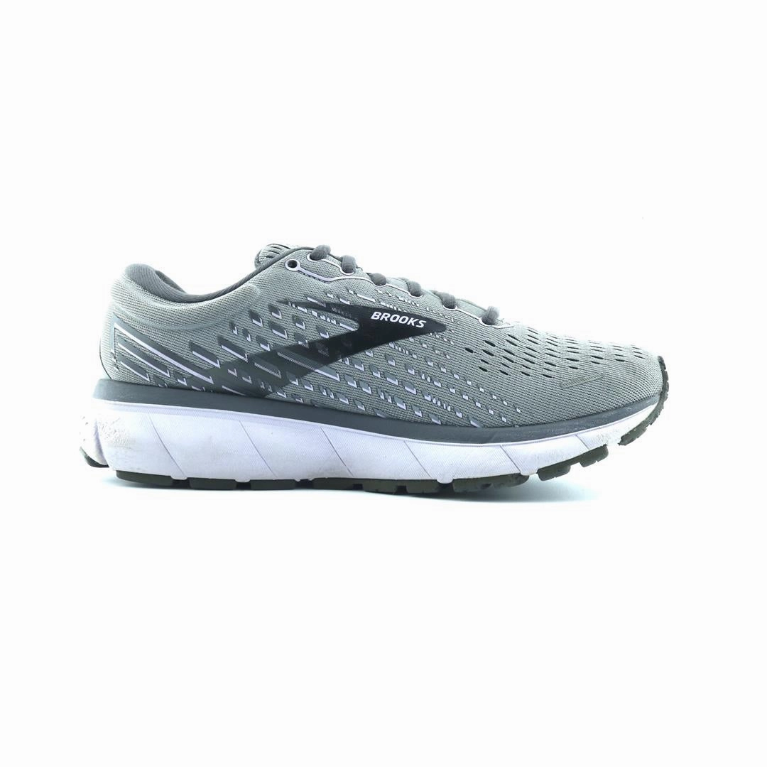 BROOKS GHOST 13 performance running shoe visuals