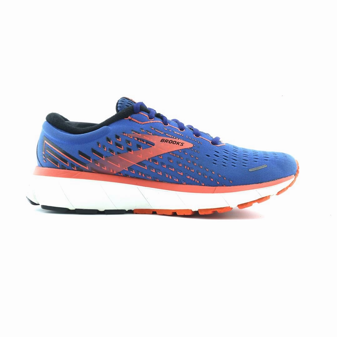 BROOKS GHOST 13 performance running shoe visuals
