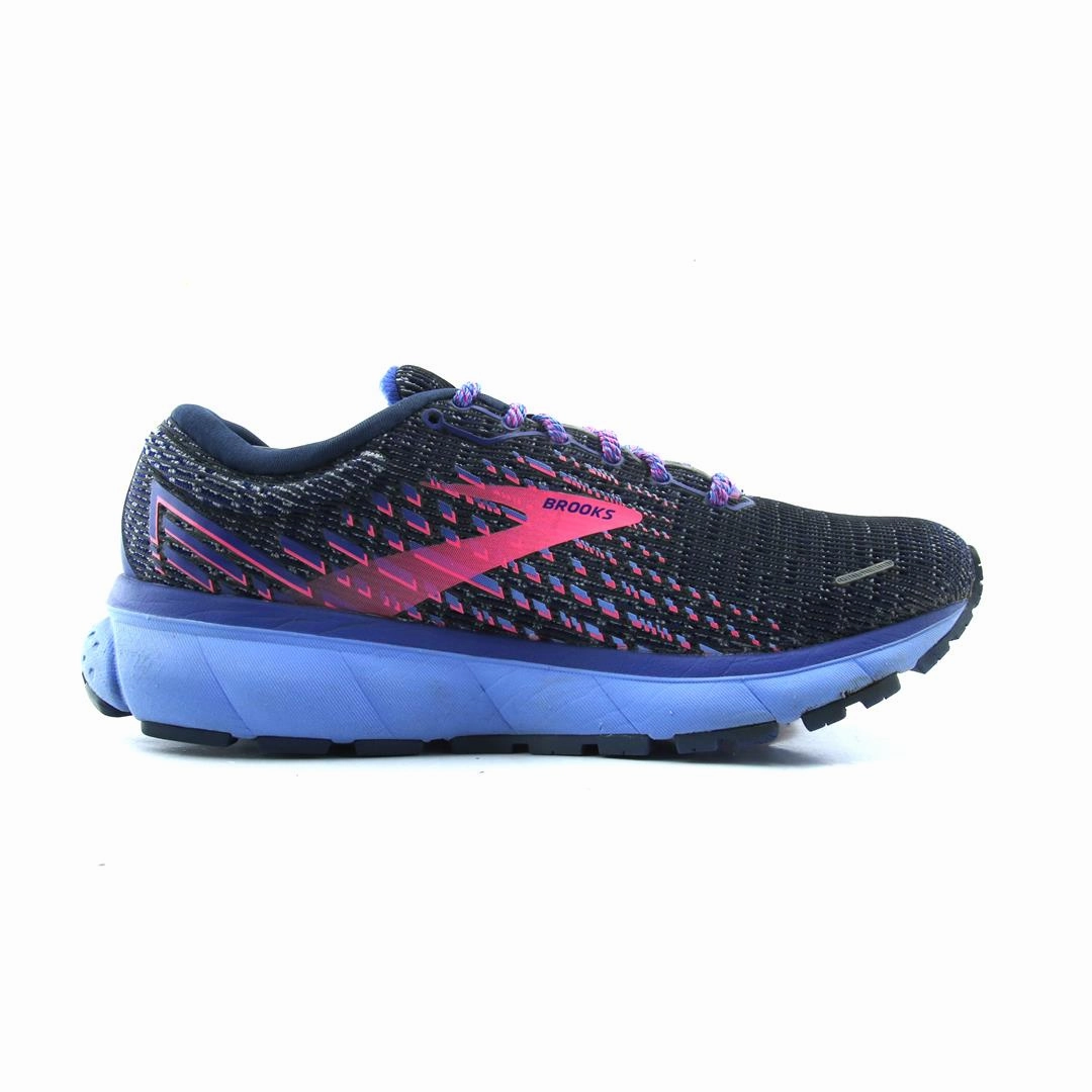 BROOKS GHOST 13 performance running shoe visuals