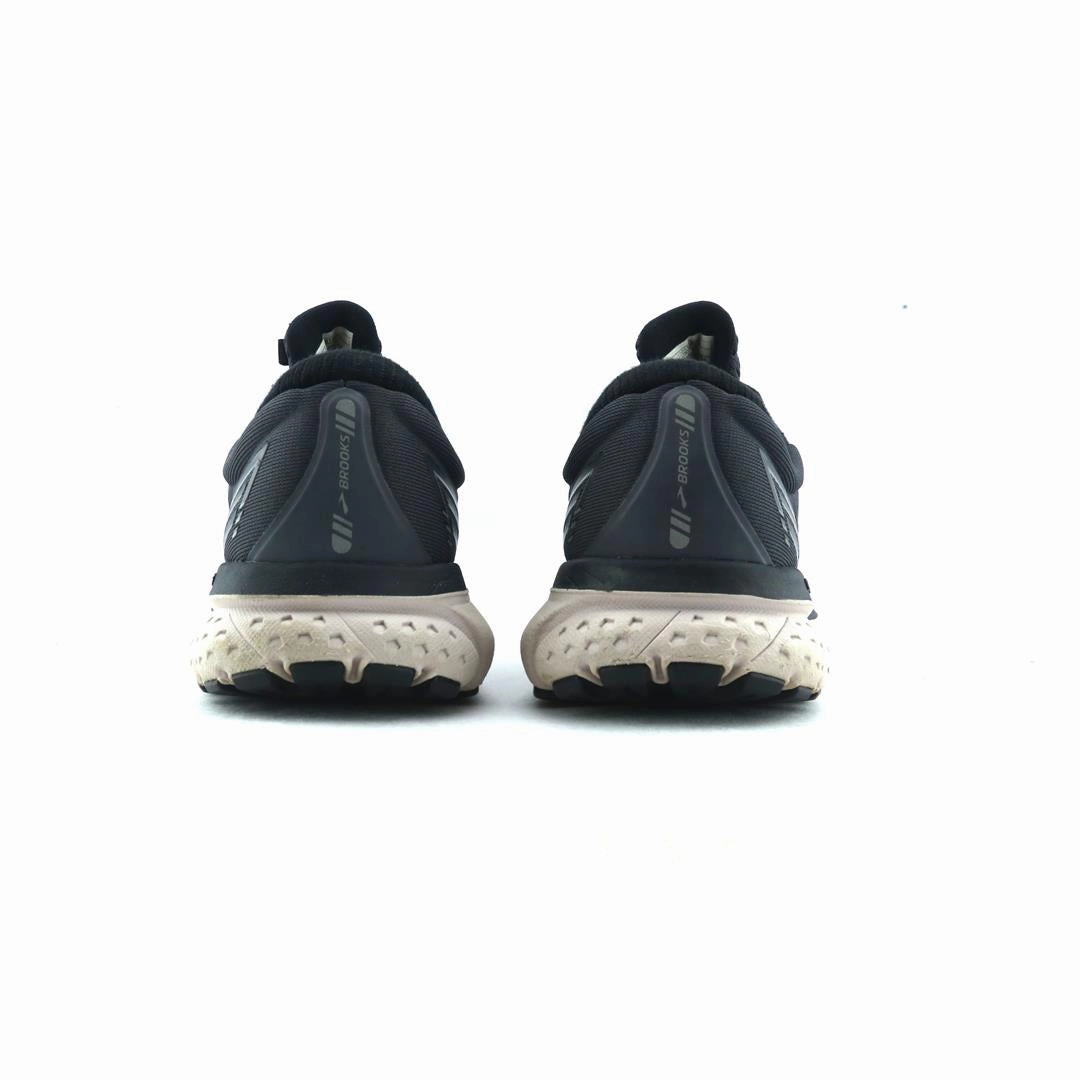 BROOKS GHOST 13 performance running shoe visuals