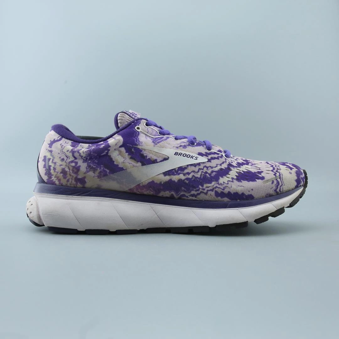 BROOKS GHOST 14 Brooks trainer design images