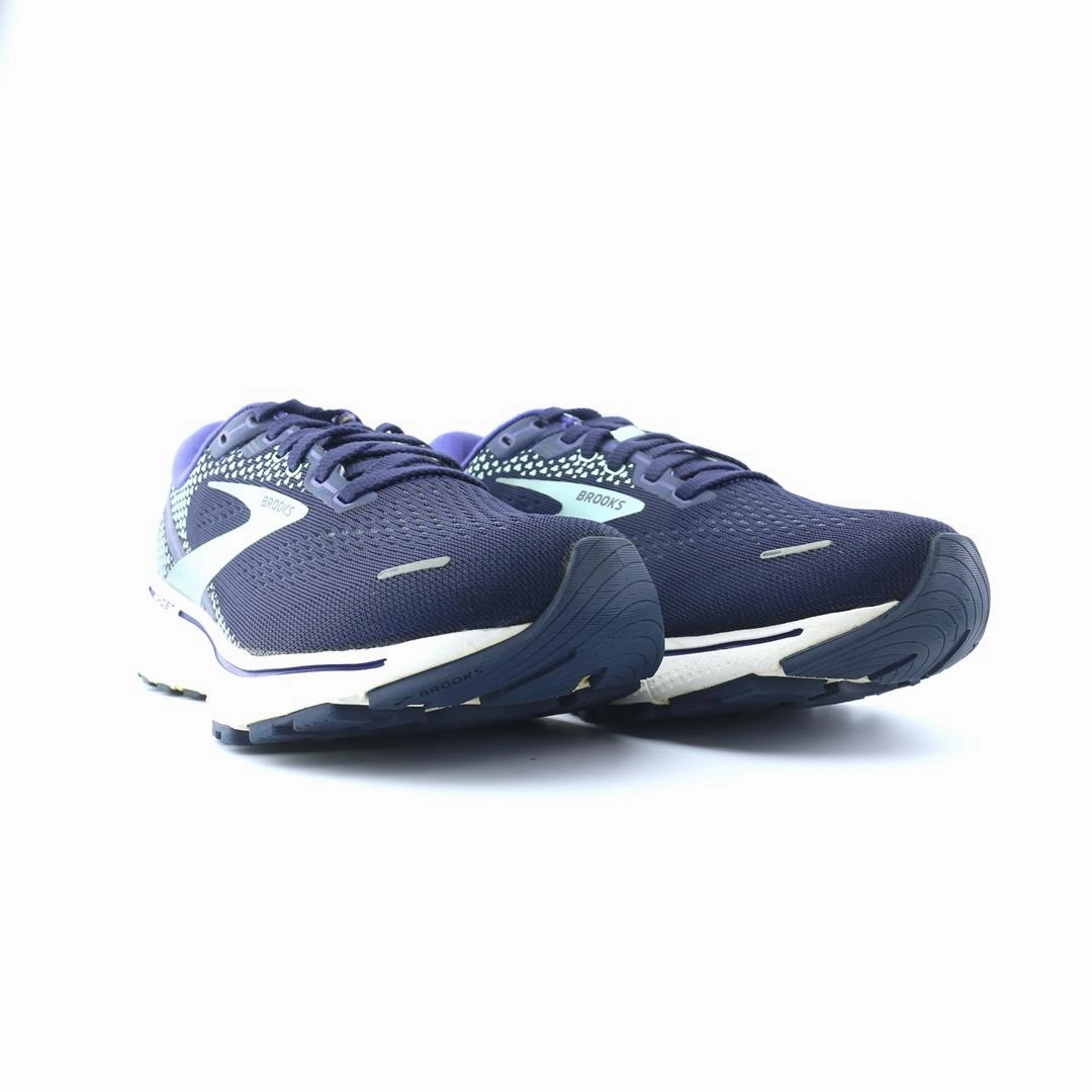 BROOKS GHOST 14 Brooks trainer design images