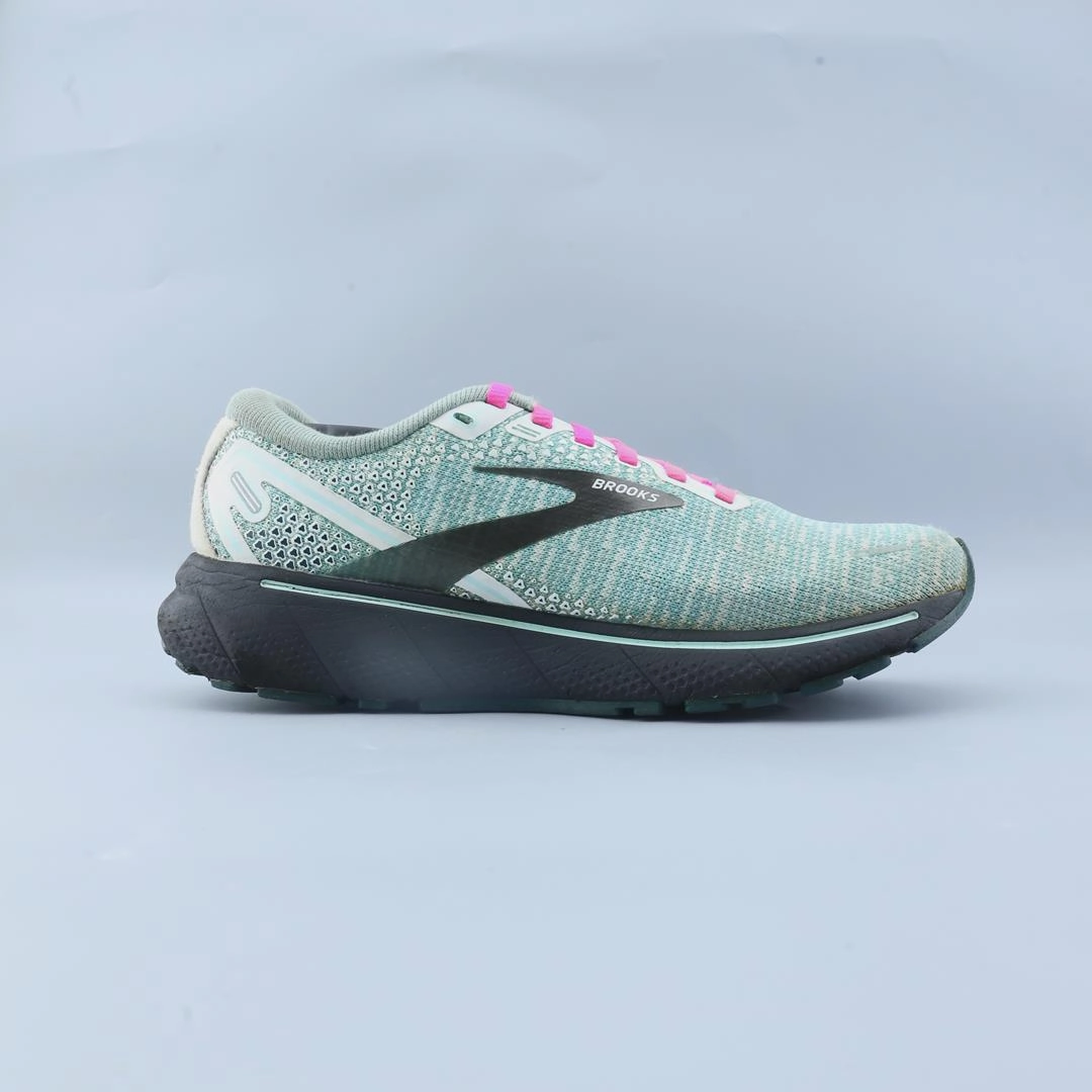 BROOKS GHOST 14 Brooks trainer design images