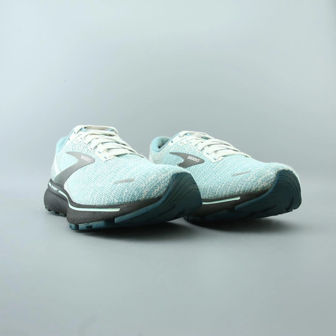 BROOKS GHOST 14 Brooks trainer design images