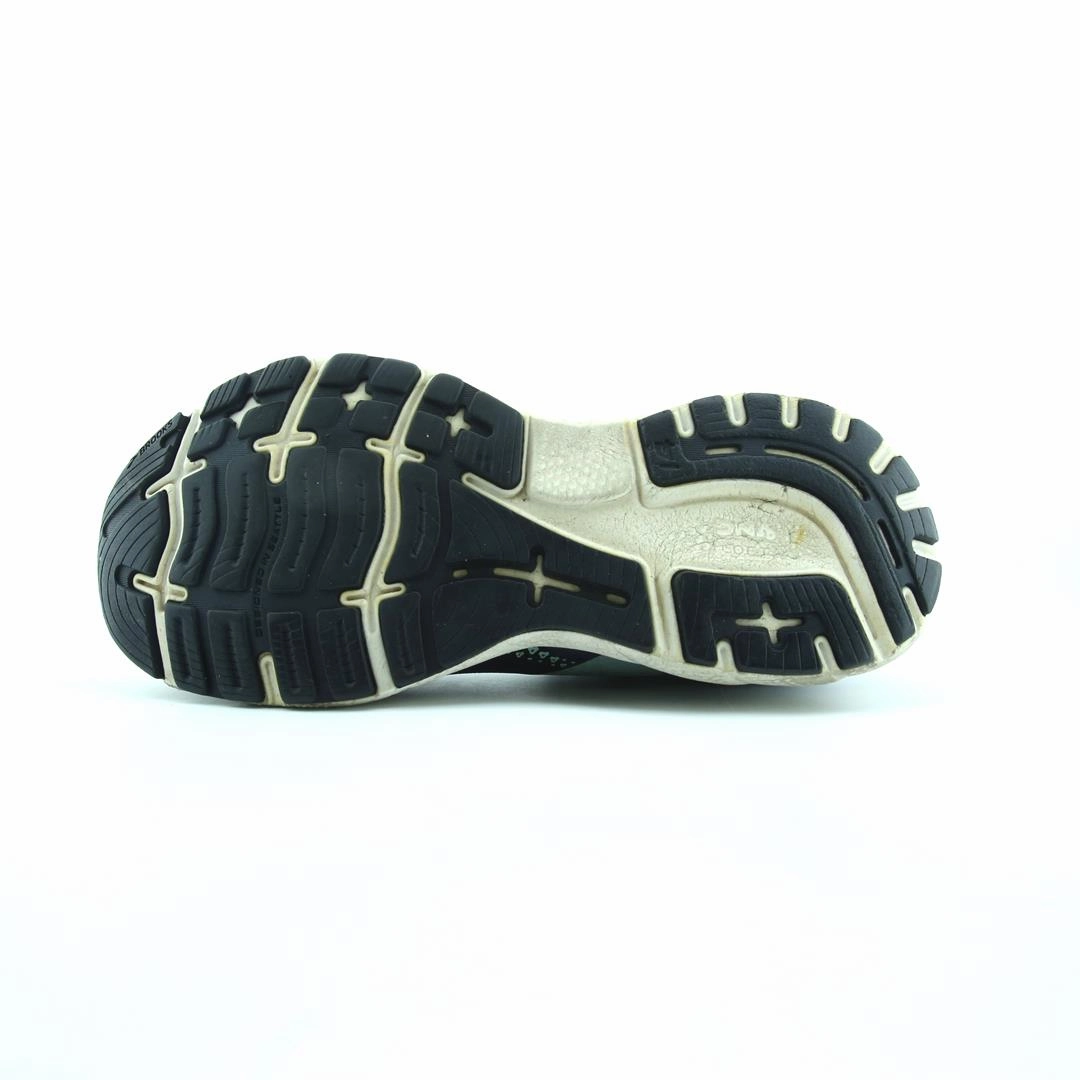 BROOKS GHOST 14 lightweight running shoe photos