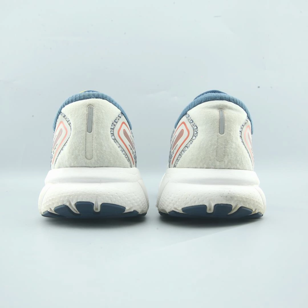 BROOKS GHOST 14 lightweight running shoe photos