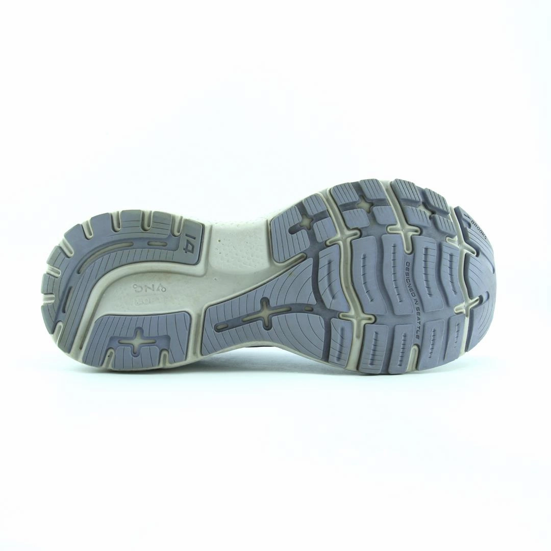 BROOKS GHOST 14 lightweight running shoe photos