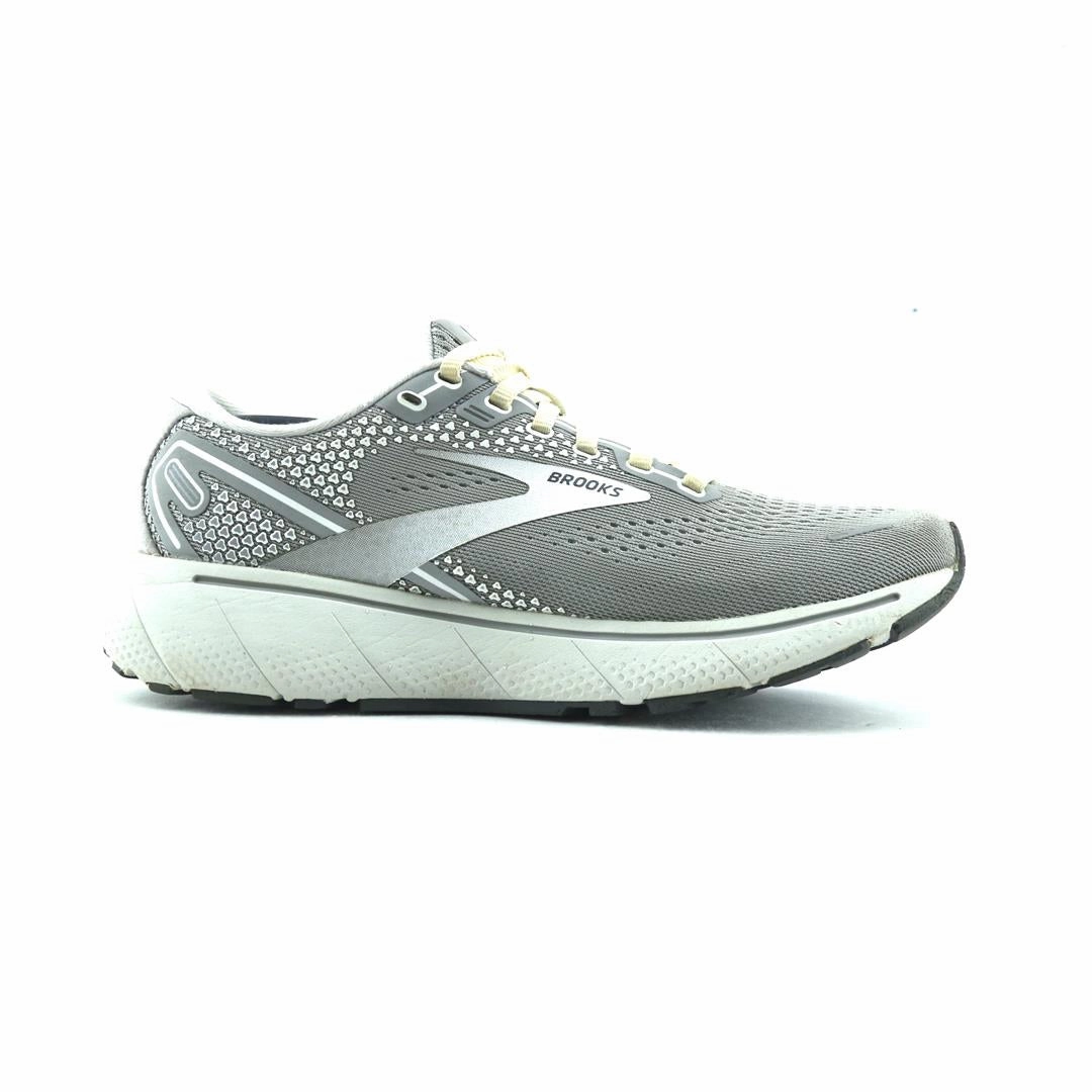 BROOKS GHOST 14 performance running shoe visuals