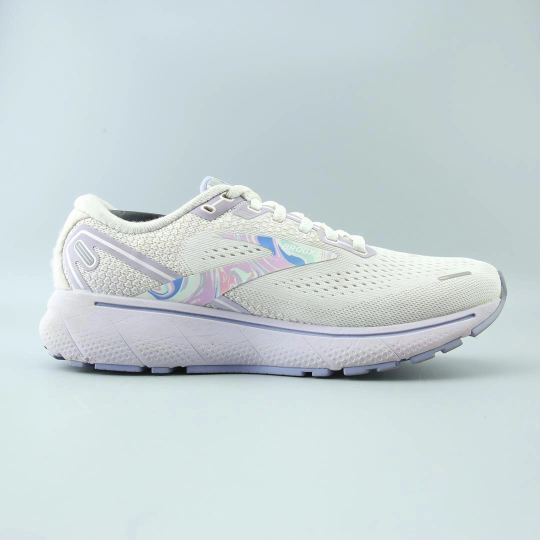 BROOKS GHOST 14 performance running shoe visuals