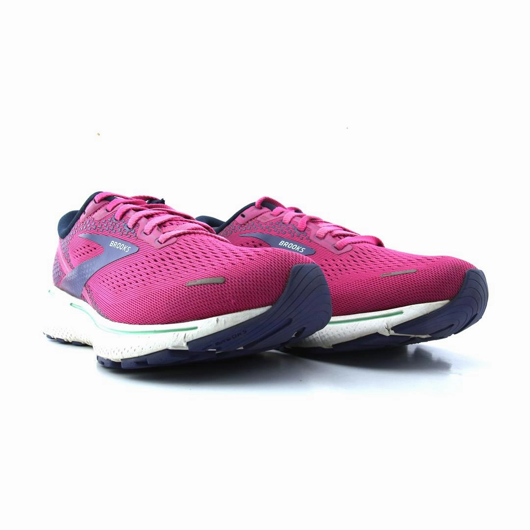 BROOKS GHOST 14 performance running shoe visuals