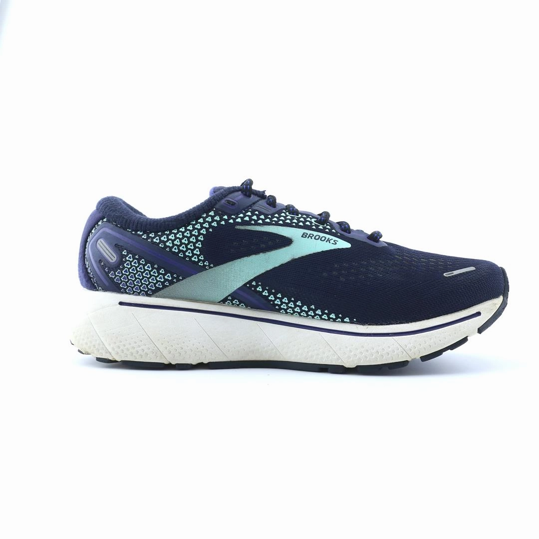 BROOKS GHOST 14 performance running shoe visuals