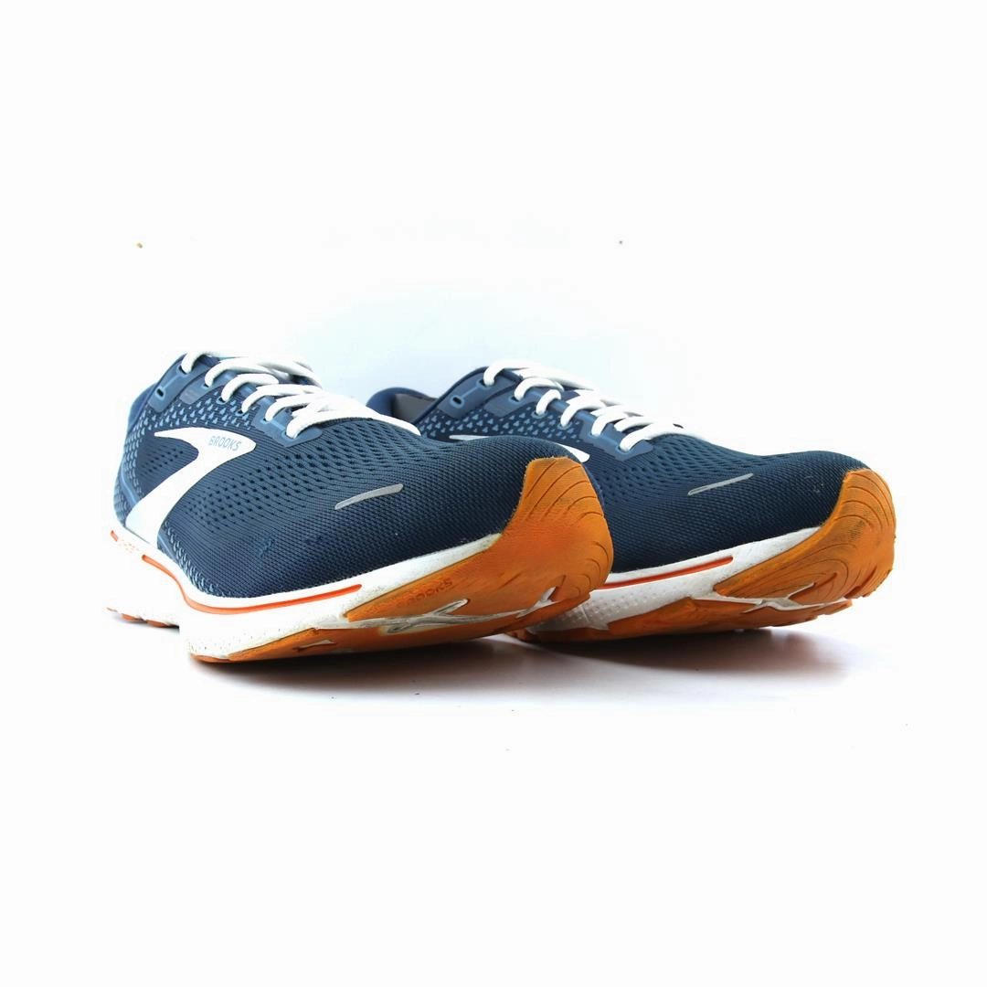 BROOKS GHOST 14 performance running shoe visuals