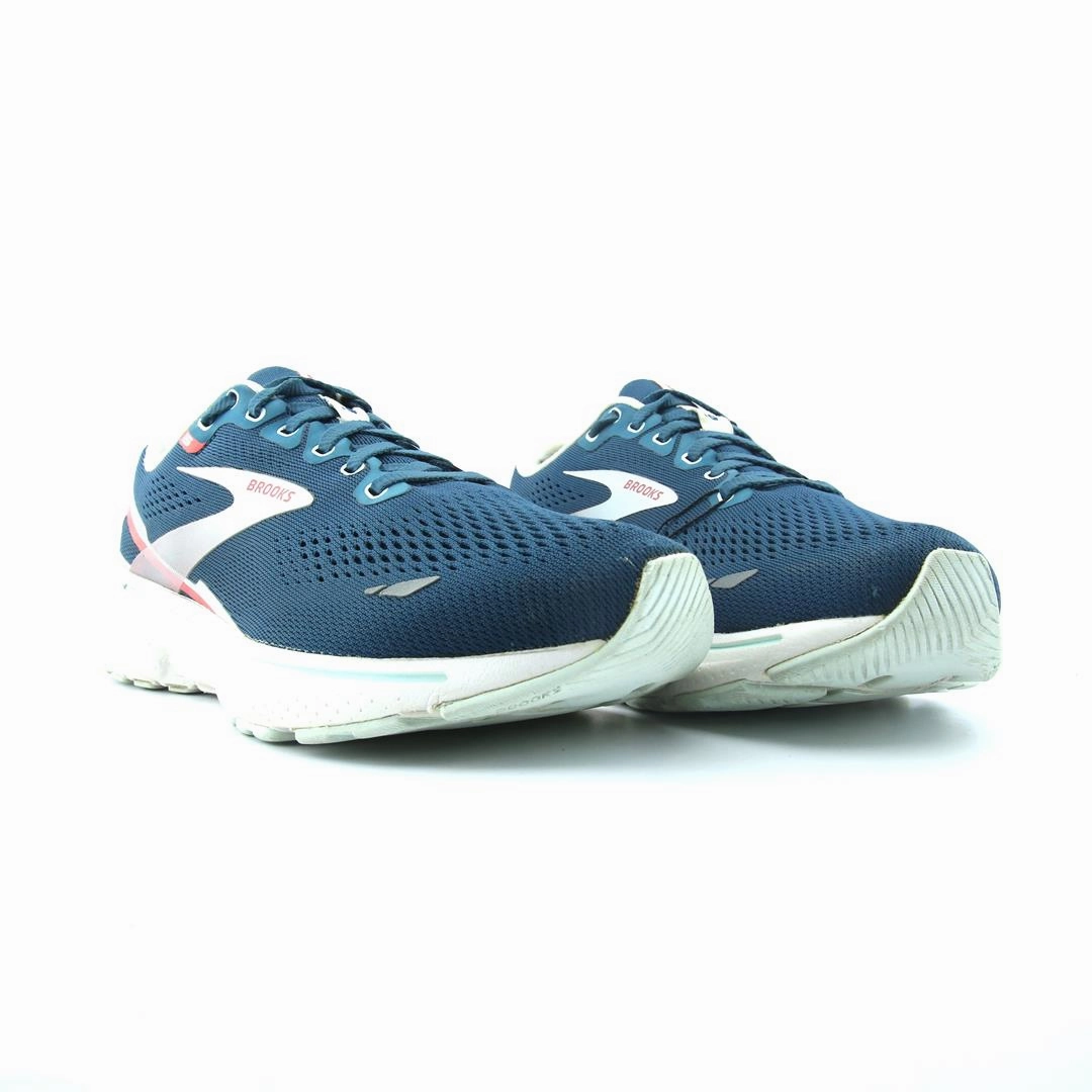 BROOKS GHOST 15 athletic Brooks shoe snapshots