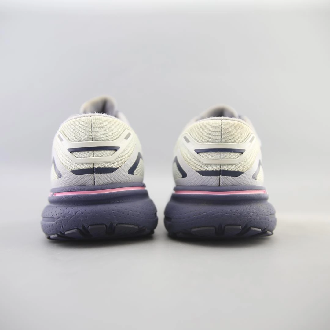 BROOKS GHOST 15 Brooks running footwear shots