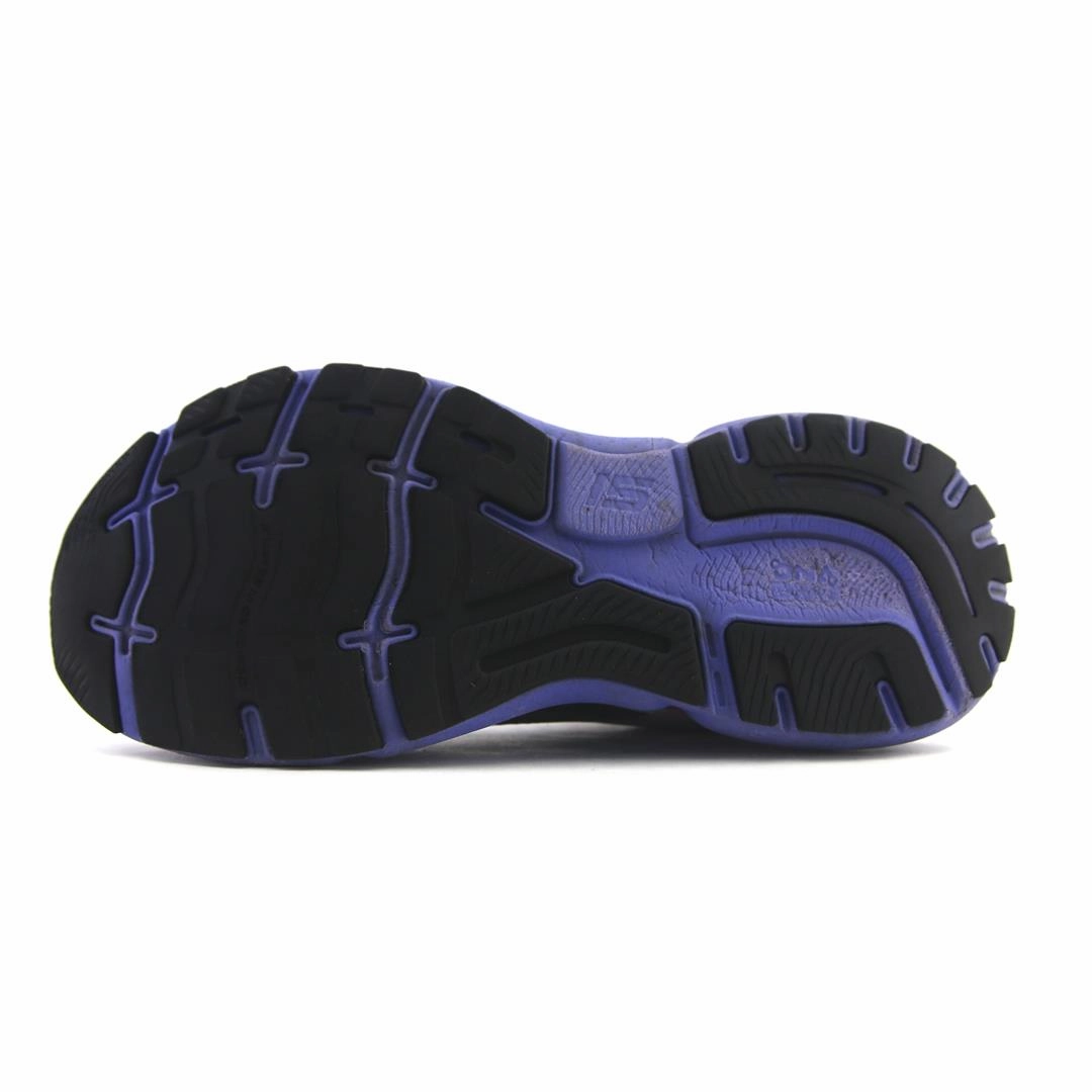 BROOKS GHOST 15 Brooks running footwear shots