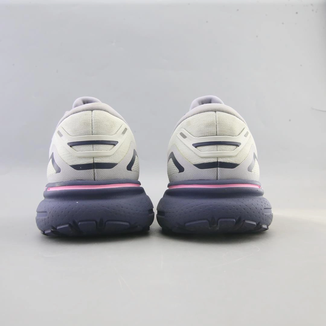BROOKS GHOST 15 Brooks running footwear shots