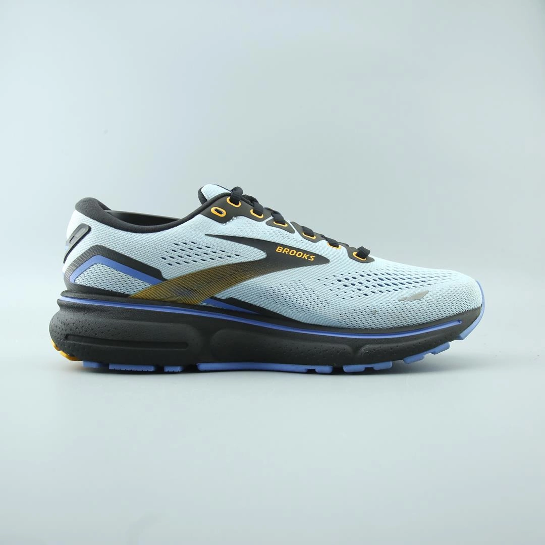 BROOKS GHOST 15 Brooks trainer design images