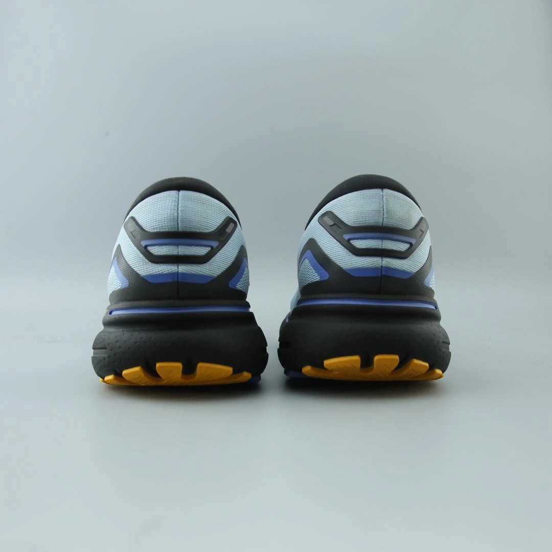 BROOKS GHOST 15 Brooks trainer design images