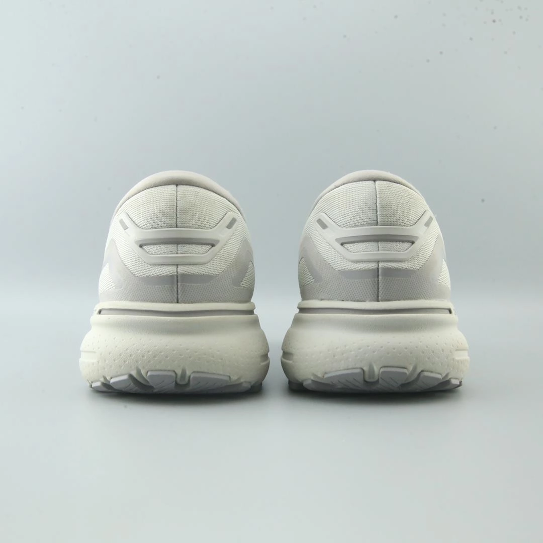 BROOKS GHOST 15 Brooks trainer design images