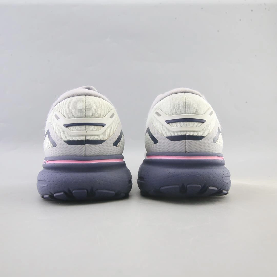 BROOKS GHOST 15 lightweight running shoe photos