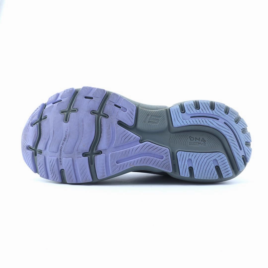 BROOKS GHOST 15 performance running shoe visuals