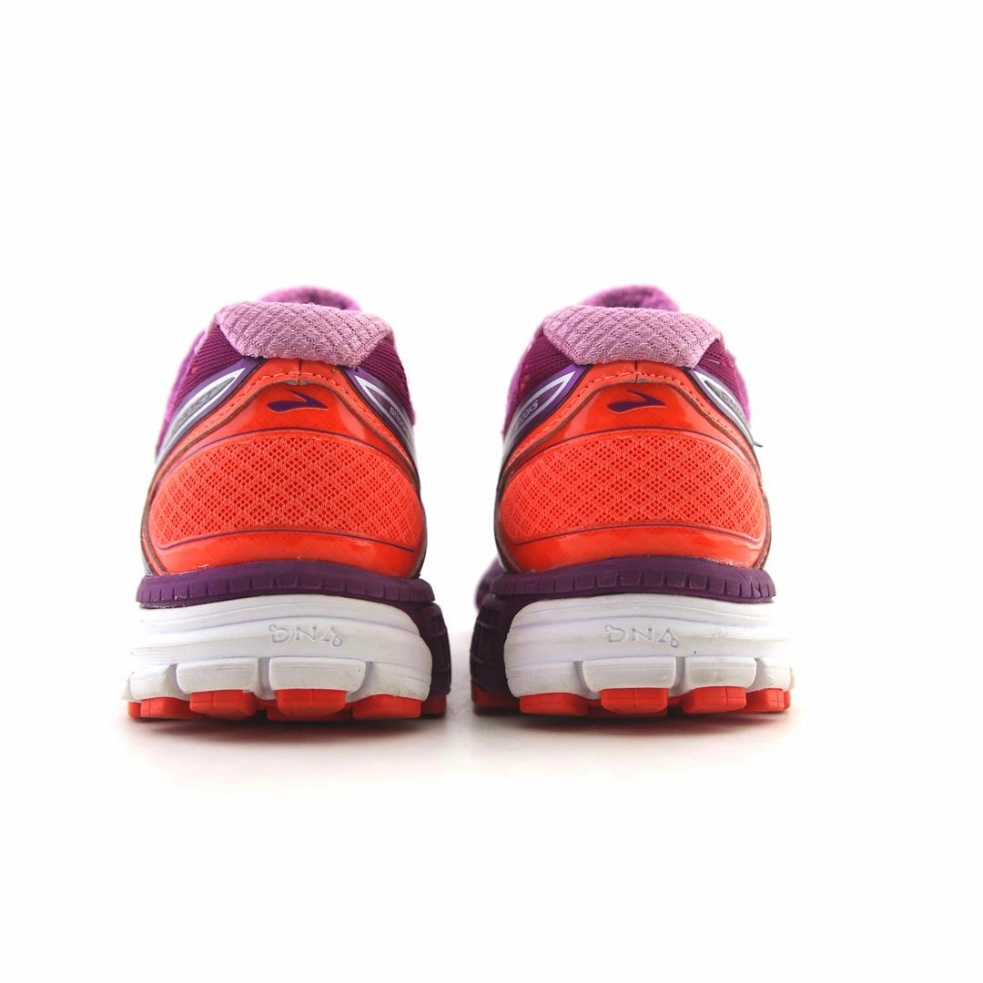 BROOKS GHOST 8 Brooks running footwear shots
