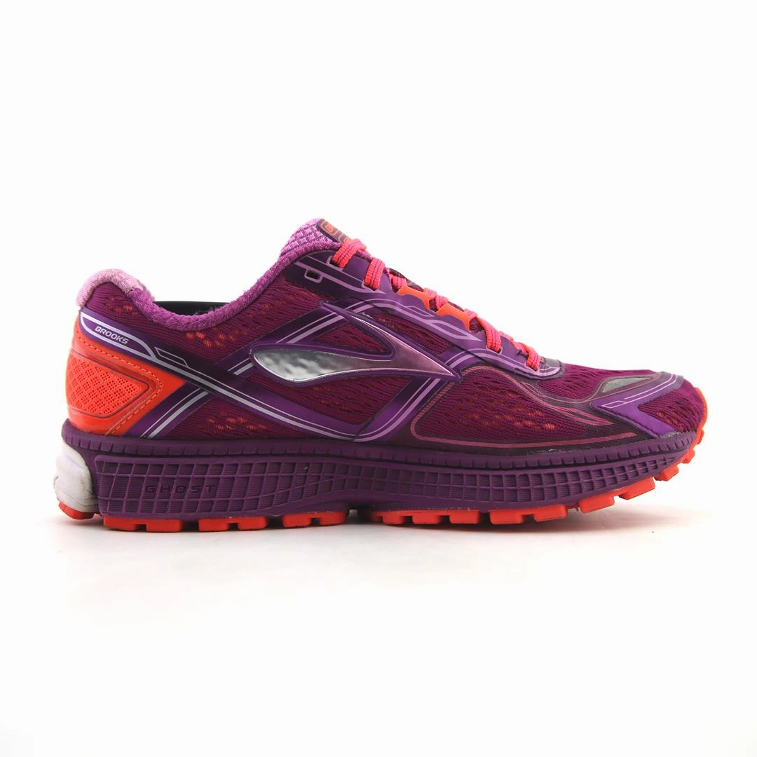 BROOKS GHOST 8 Brooks running footwear shots