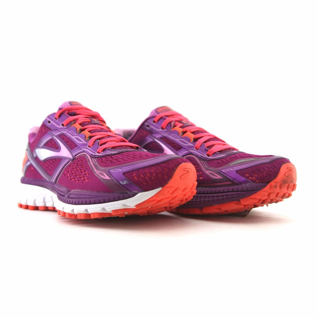 BROOKS GHOST 8 Brooks running footwear shots