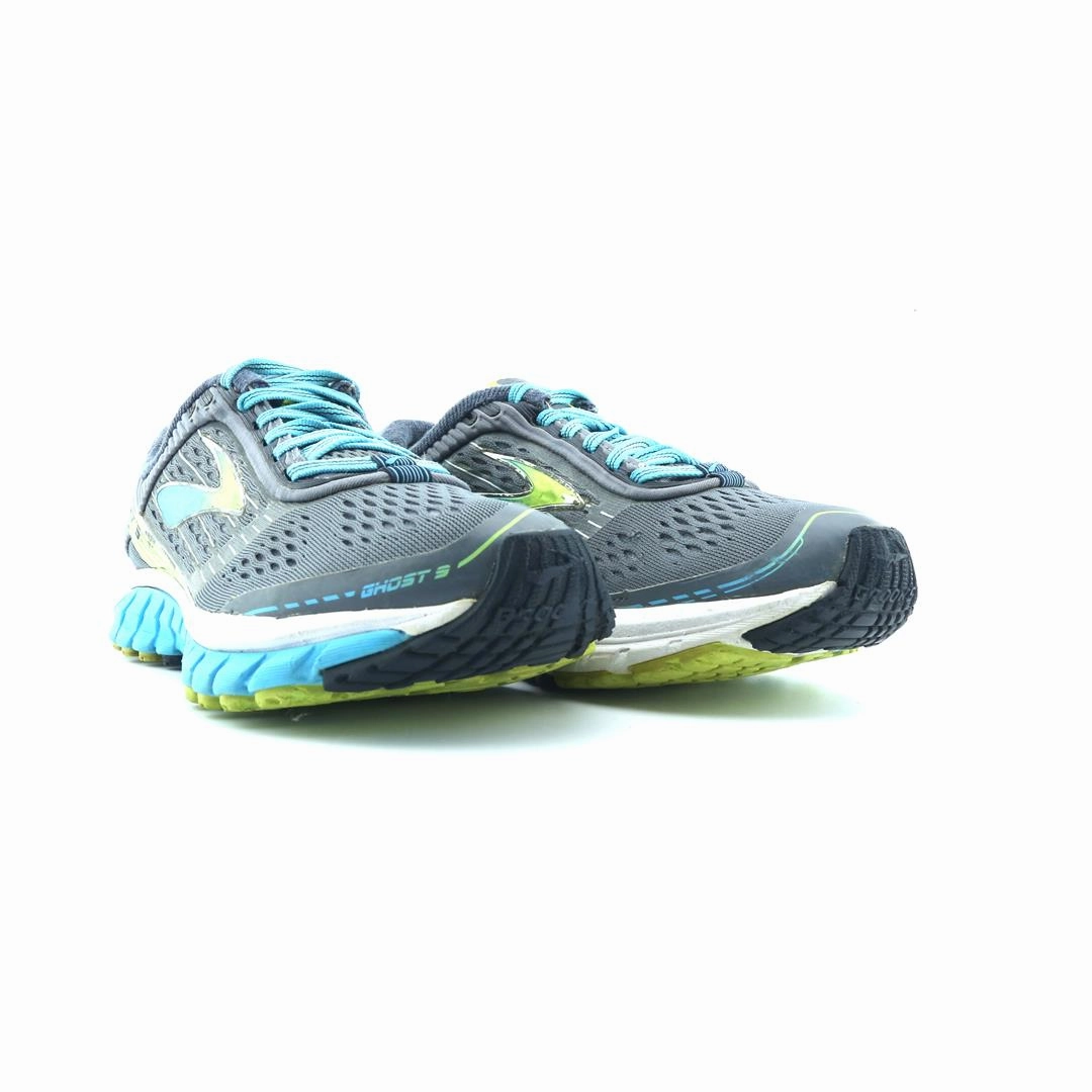 BROOKS GHOST 9 performance running shoe visuals