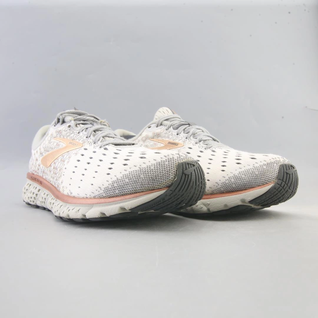 BROOKS GLYCERIN 17 Brooks running footwear shots
