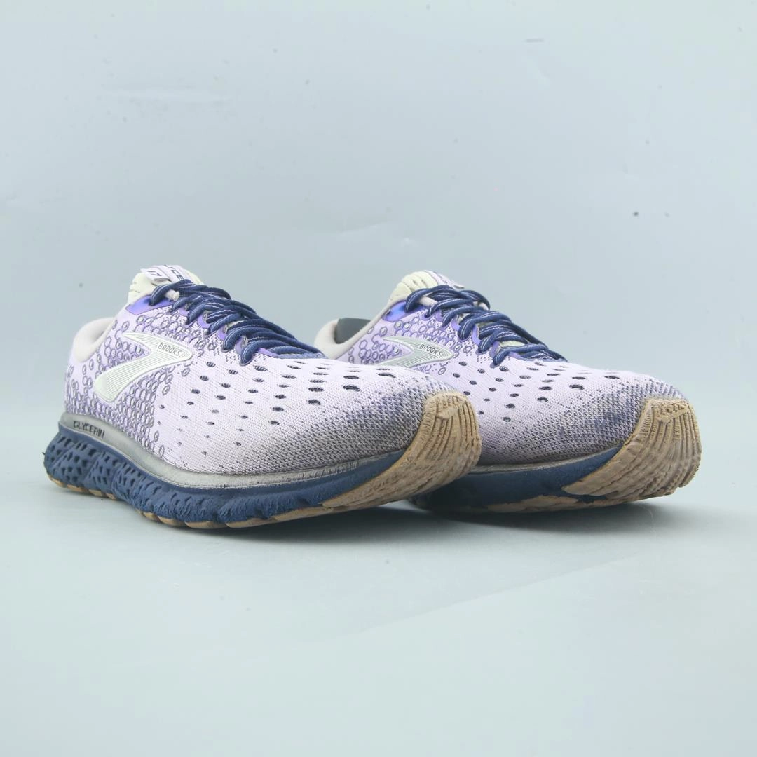 BROOKS GLYCERIN 17 lightweight running shoe photos