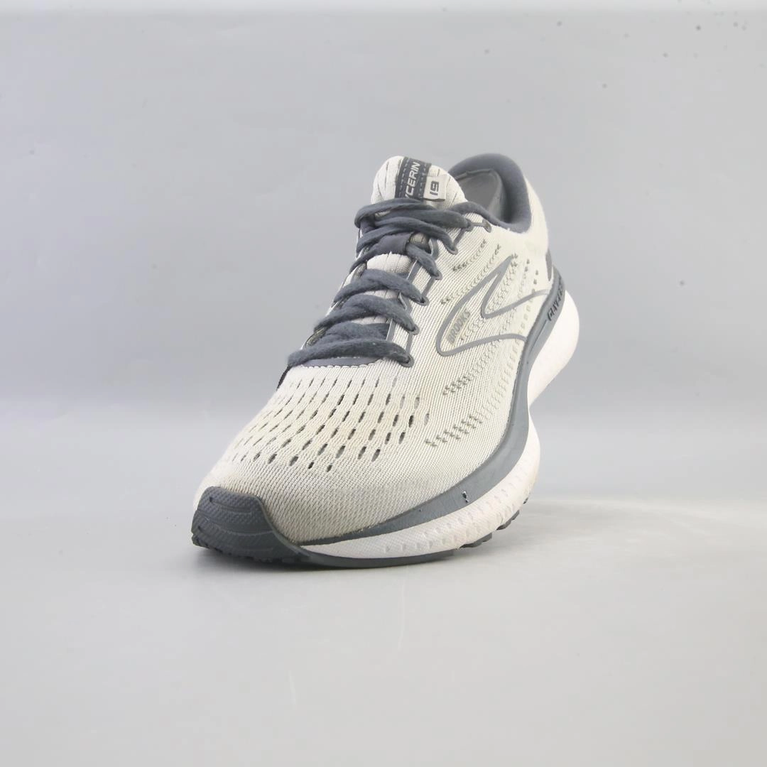 BROOKS GLYCERIN 19 Brooks running footwear shots