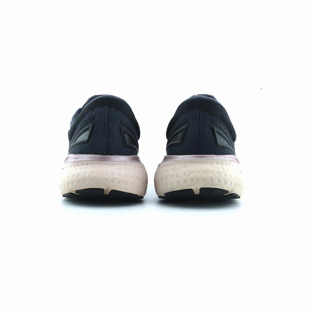 BROOKS GLYCERIN 19 performance running shoe visuals