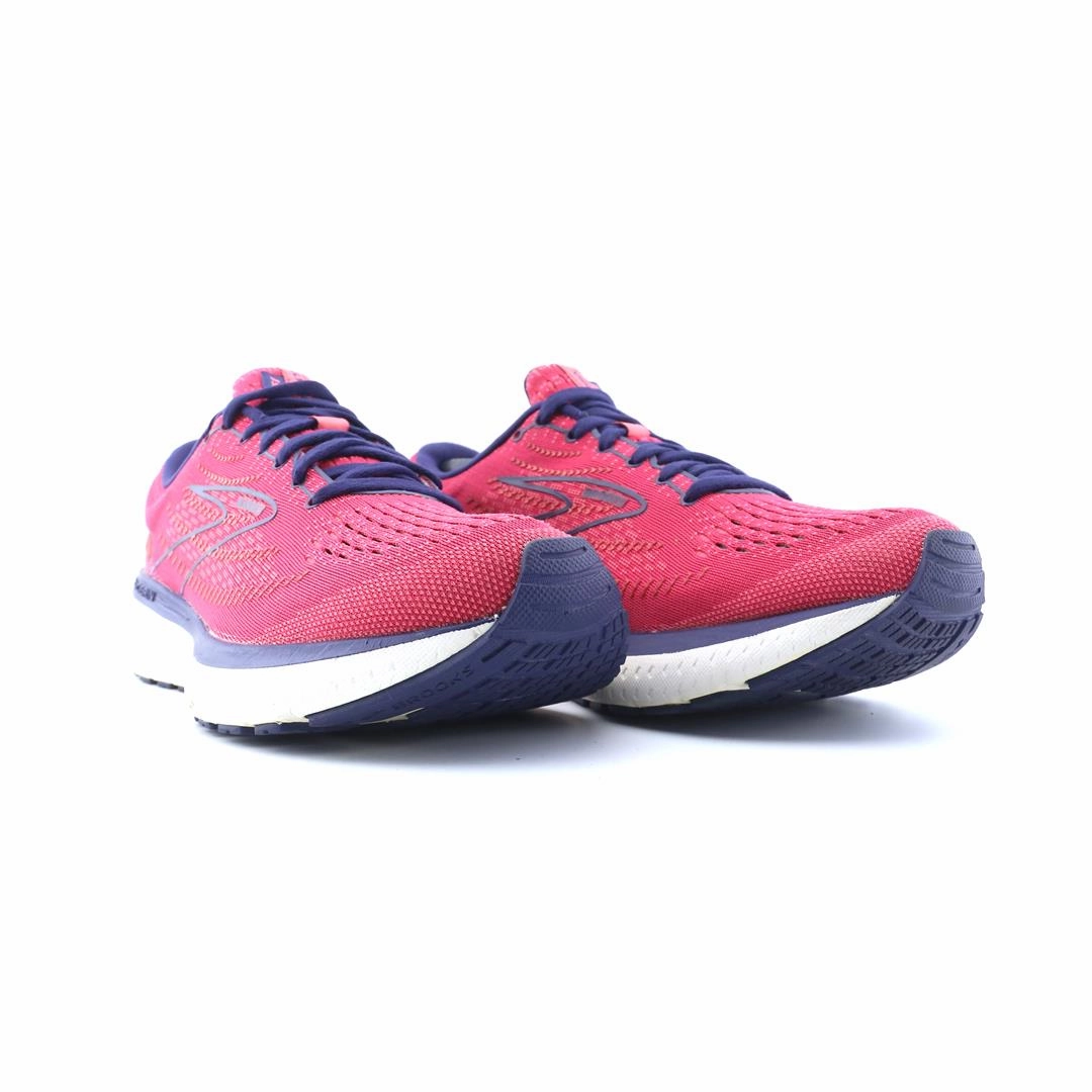 BROOKS GLYCERIN 19 performance running shoe visuals
